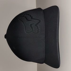 Fox Racing flexfit hat - L/XL - black with black rubber Fox logo on right